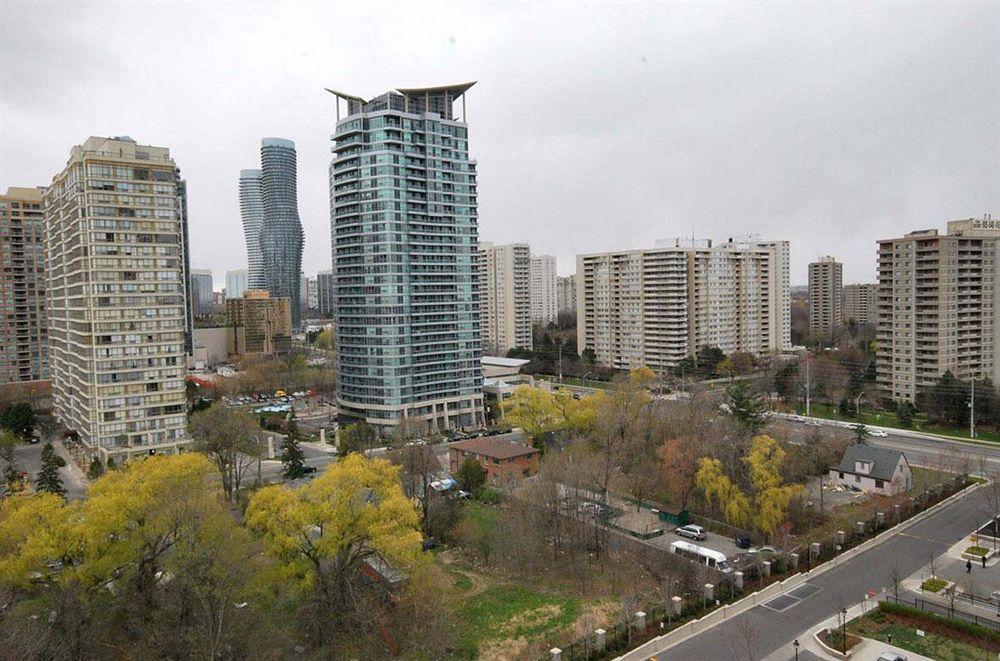 Whitehall Suites - Mississauga Furnished Apartments Dış mekan fotoğraf