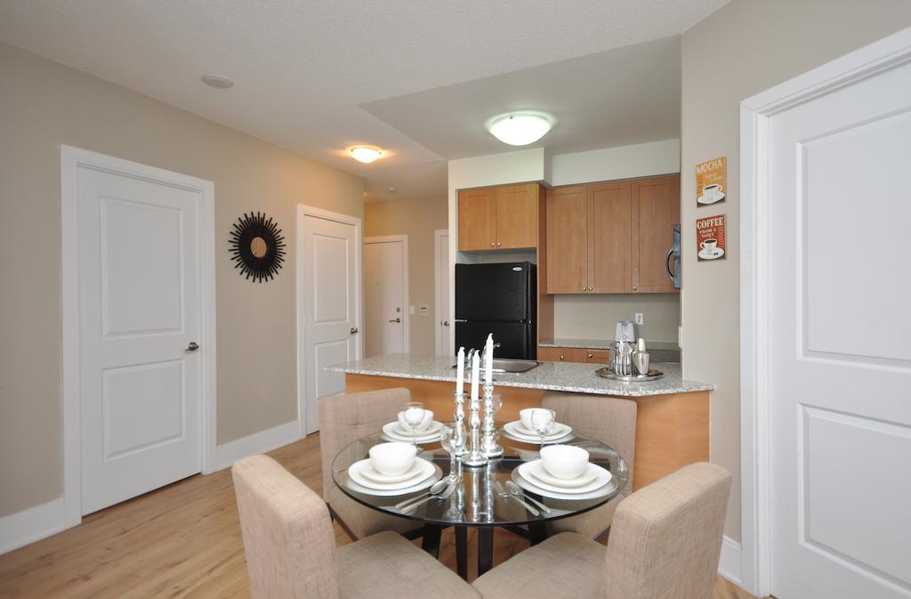 Whitehall Suites - Mississauga Furnished Apartments Dış mekan fotoğraf